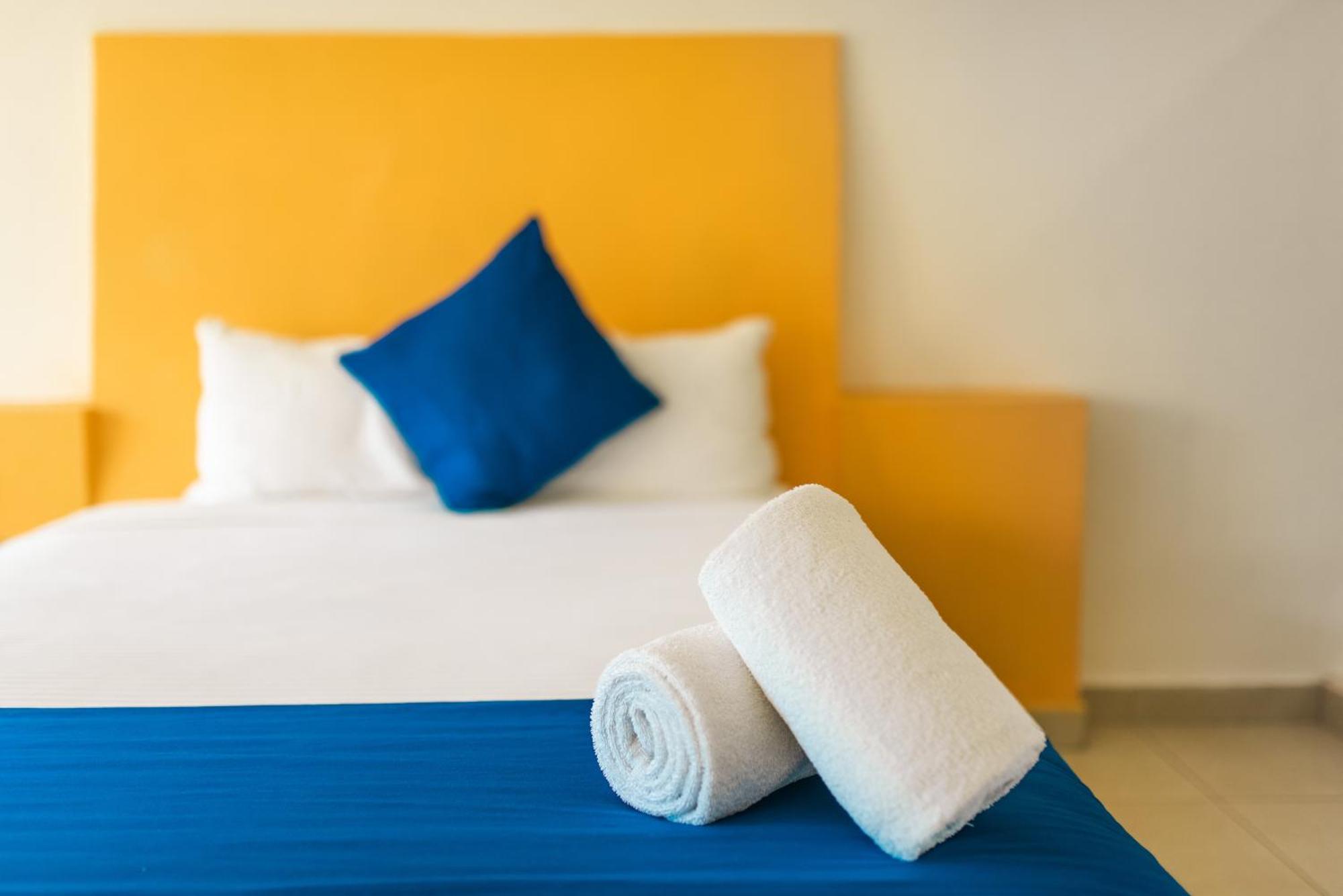 Hotel Ixzi Plus Икстапа Экстерьер фото