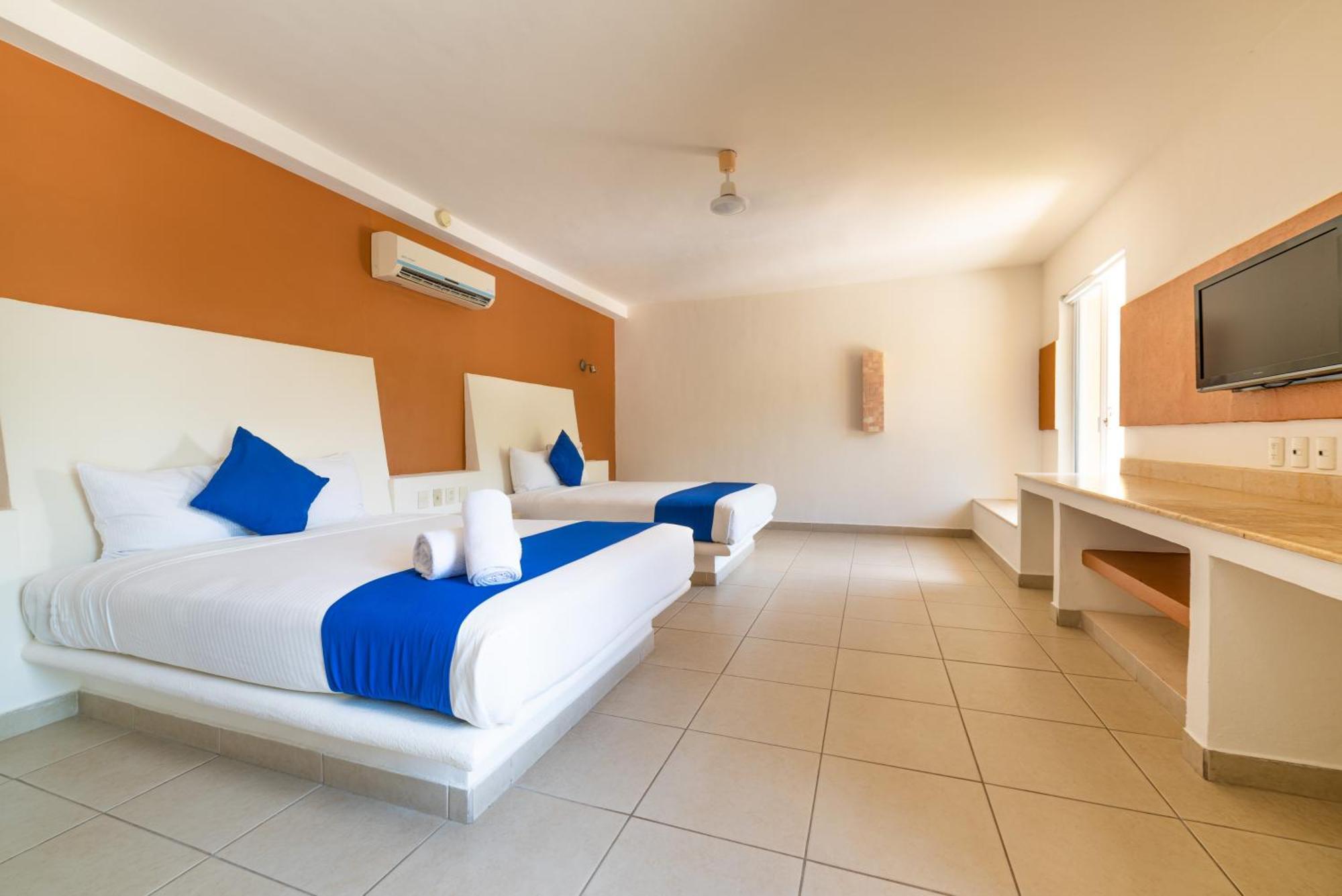Hotel Ixzi Plus Икстапа Экстерьер фото